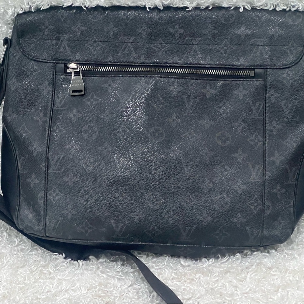 Louis Vuitton Monogram Eclipse Explorer Pm - image 4